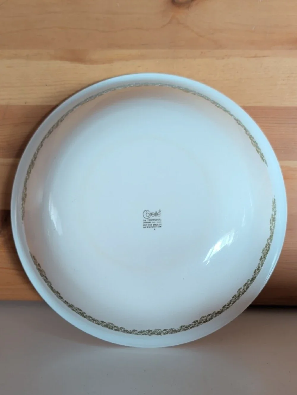 10 Inch, Corelle, Crazy Daisy Big Serving Bowl.🌟🌟🌟